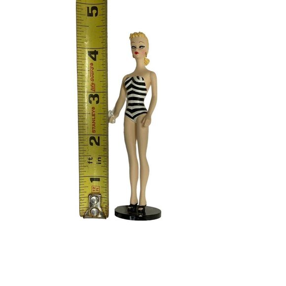 Hallmark Keepsake 1994 Christmas Ornament Barbie Debut 1959 No. 1 sz 4.5 in NIB - Picture 2 of 6